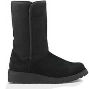 UGG Amie Black Boots size 7.5